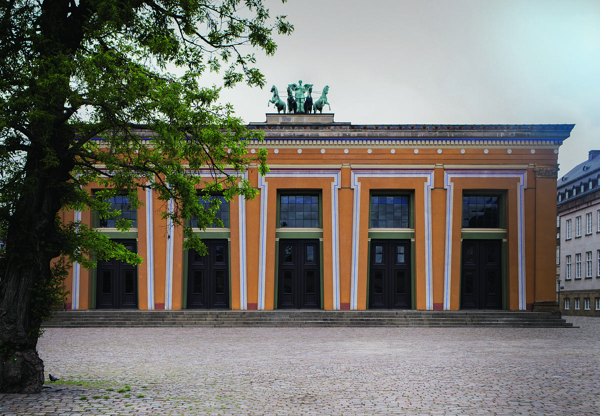 Thorvaldsens Museum set fra pladsen af Mads Lund
